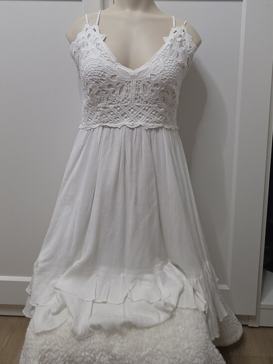 Chelsea & Violet Dresses & Skirts - Chelsea & Violet White Lace Bodice Mini Dress Size Small
